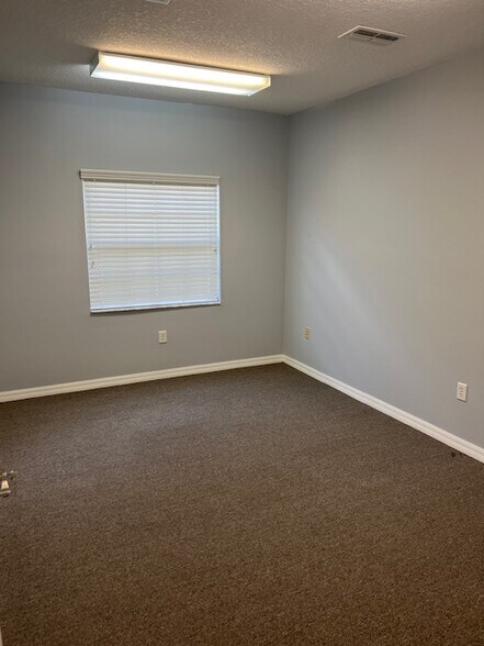 More Photos Of 16586-16590 N Dale Mabry Hwy, Tampa Medical For Lease