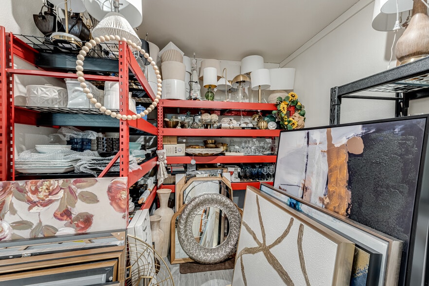 More Photos Of 2518 Culebra Rd, San Antonio Freestanding For Sale