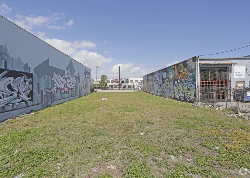 More Photos Of 320 NW 29th St, Miami Land For Sale
