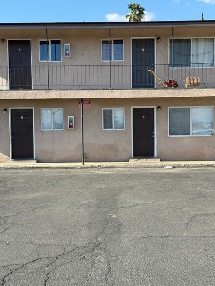 More Photos Of 1700 Lincoln St, Bakersfield Apartments For Sale