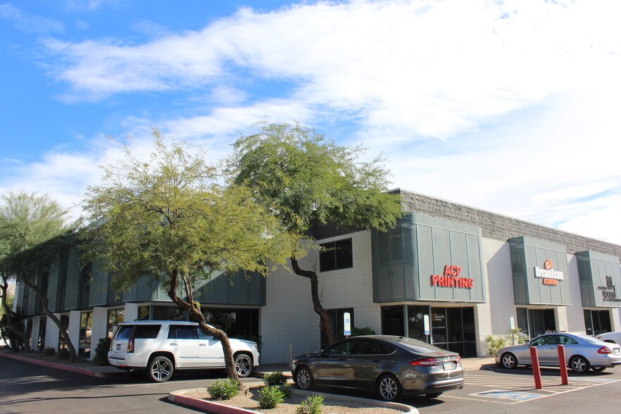 Primary Photo Of 15955 N Dial Blvd, Scottsdale Light Distribution For Lease