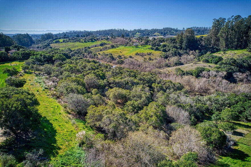 More Photos Of 571 Calabasas, Watsonville Land For Sale