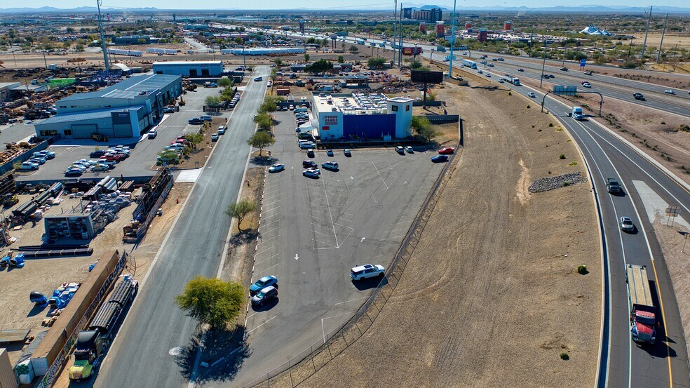 More Photos Of 17006 S Weber Dr, Chandler Warehouse For Lease