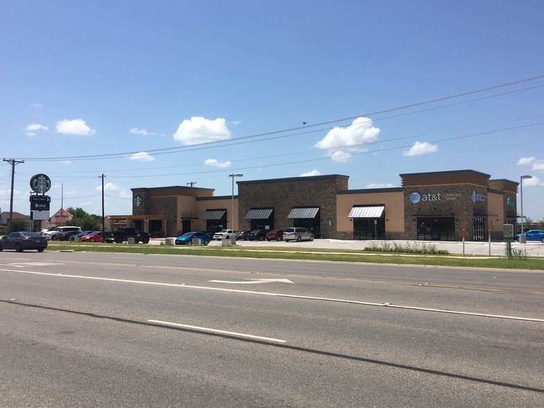 More Photos Of 6607 W Adams Ave, Temple Freestanding For Lease