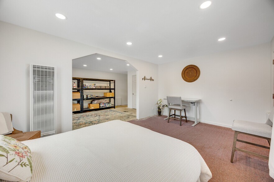 More Photos Of 129 Lower Pacific Dr, Whitethorn General Retail For Sale