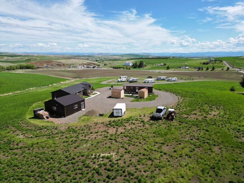 More Photos Of 110 Seubert Heights Dr, Cottonwood Trailer Camper Park For Sale
