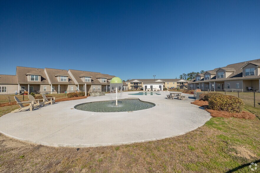 More Photos Of 101 Oak Forest Ln, Tifton Apartments For Sale
