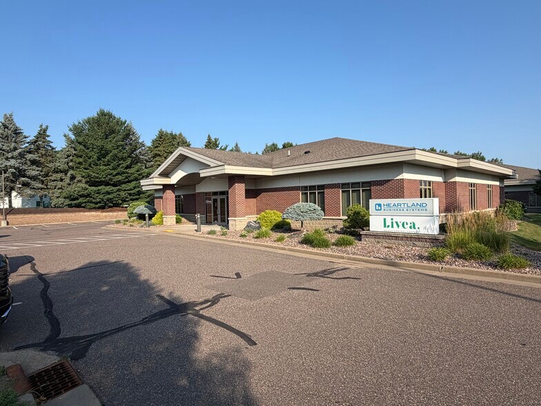 More Photos Of 4112 Oakwood Hills Pky, Eau Claire Office For Lease