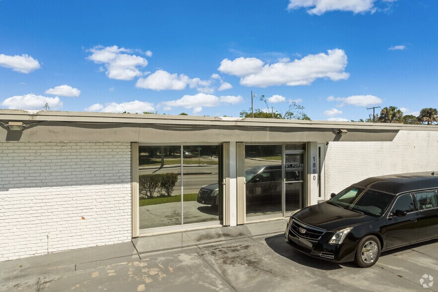 More Photos Of 1800 Okeechobee Rd, Fort Pierce Funeral Home For Sale