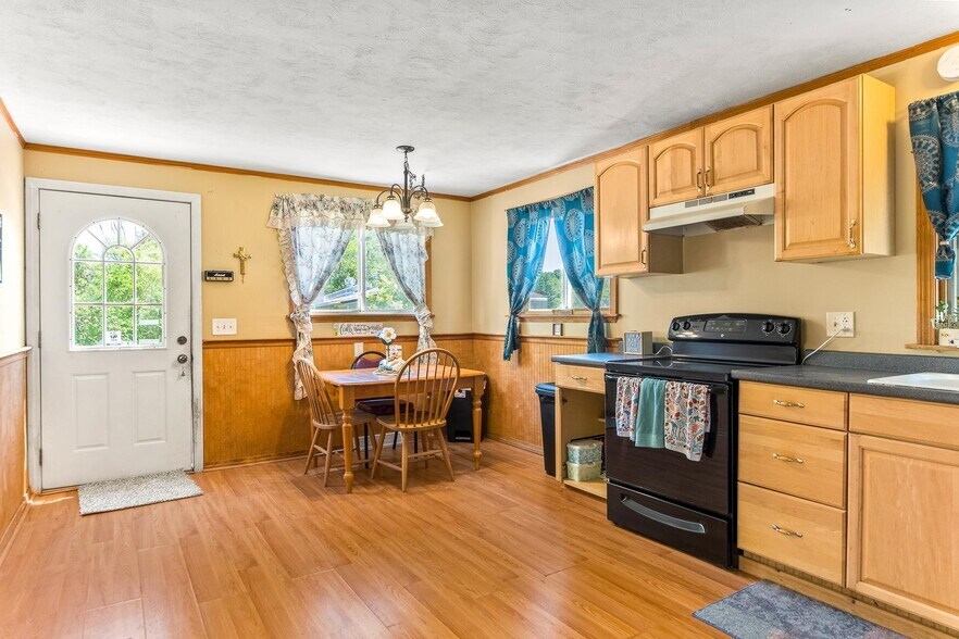 More Photos Of 289A Milton rd, Rochester Restaurant For Sale