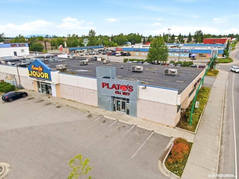 More Photos Of 1201 W Northern Lights Blvd, Anchorage Freestanding For Lease