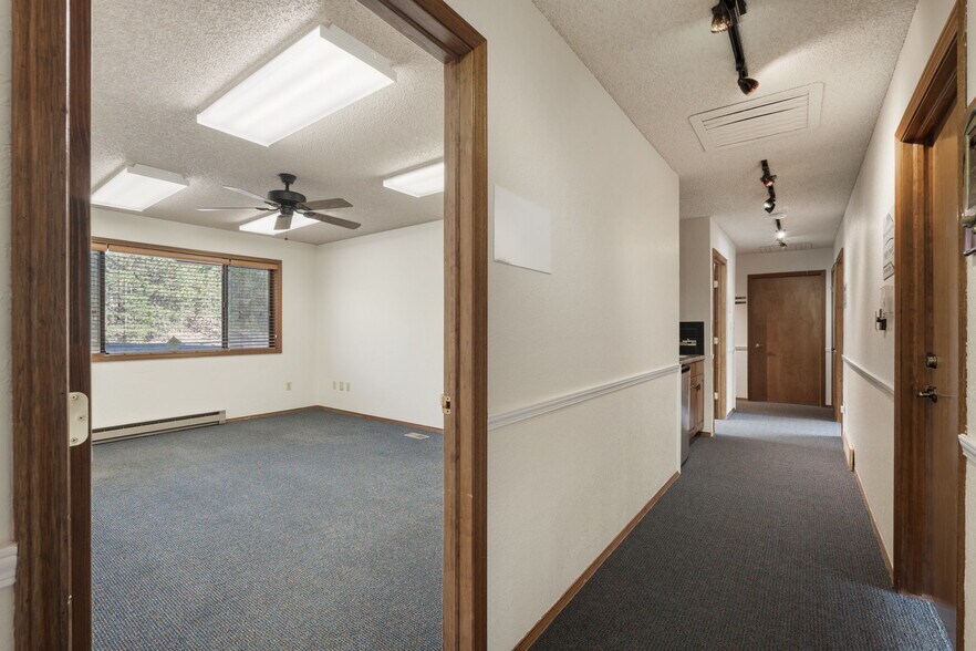 More Photos Of 800 E Hwy 24, Woodland Park Unknown For Lease