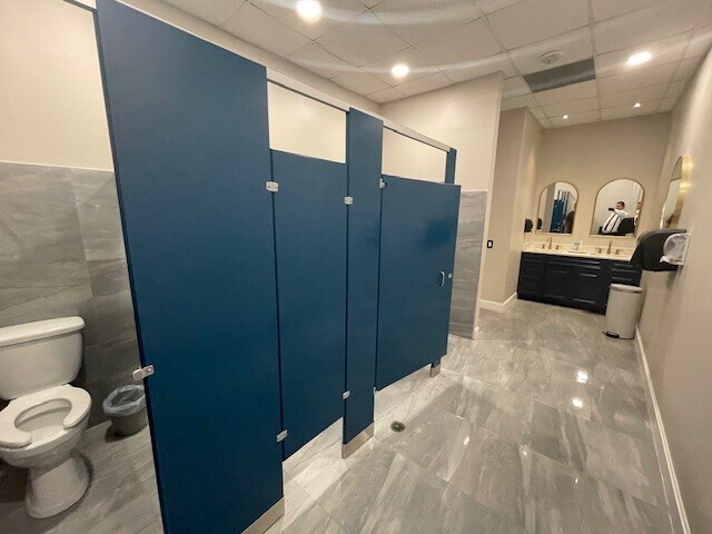 More Photos Of 325 Ocoee Apopka Rd, Ocoee Religious Facility For Sale