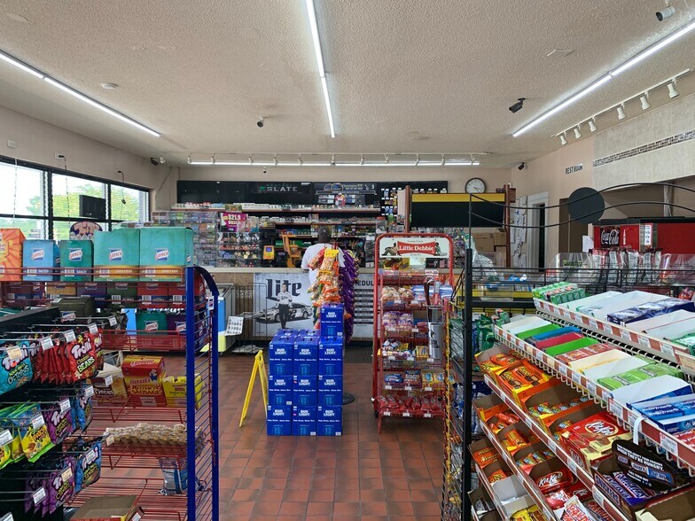 More Photos Of 350 E Main St, Swainsboro Service Station For Sale