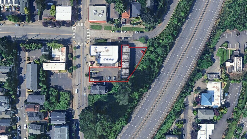 More Photos Of 224 S Hamilton St, Portland Office For Sale