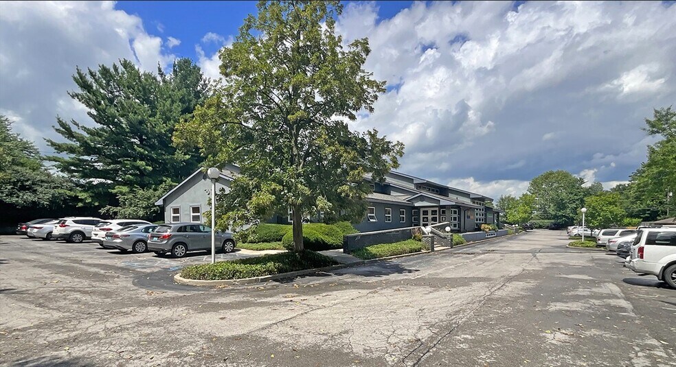 Primary Photo Of 177 Burt Rd, Lexington Medical For Sale