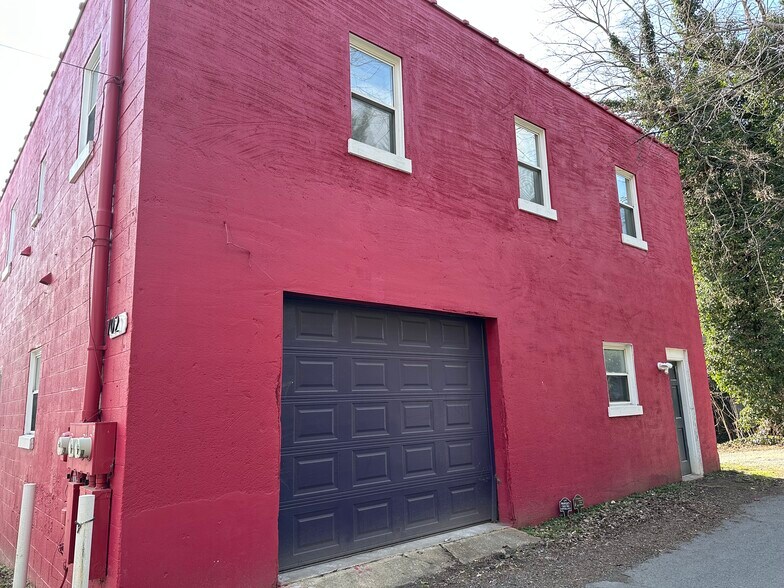 More Photos Of , Charlottesville Flex For Sale