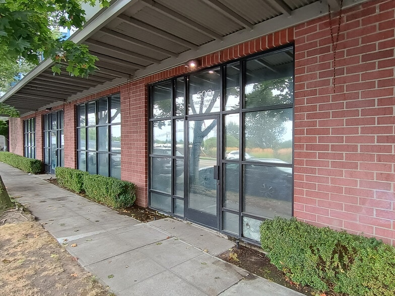 Primary Photo Of 500 Elliott Ave W, Seattle Office For Sale