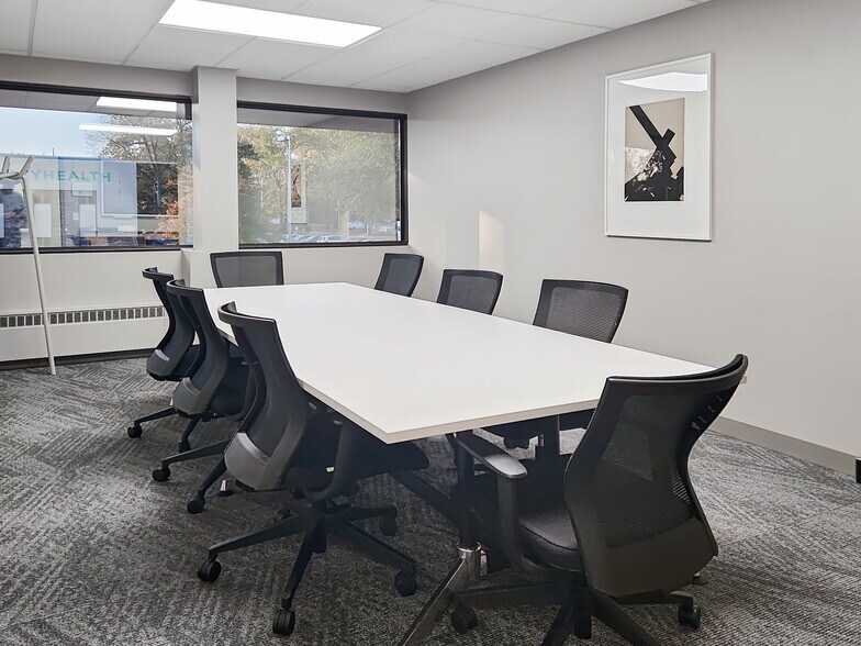 More Photos Of 3950 Sunforest Ct, Toledo Coworking Space