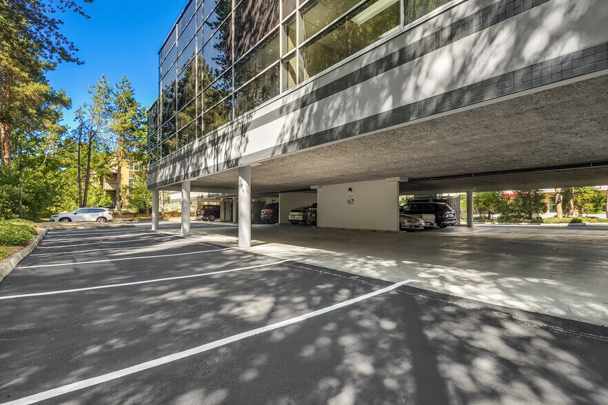 More Photos Of 127 Bellevue Way SE, Bellevue Office For Lease