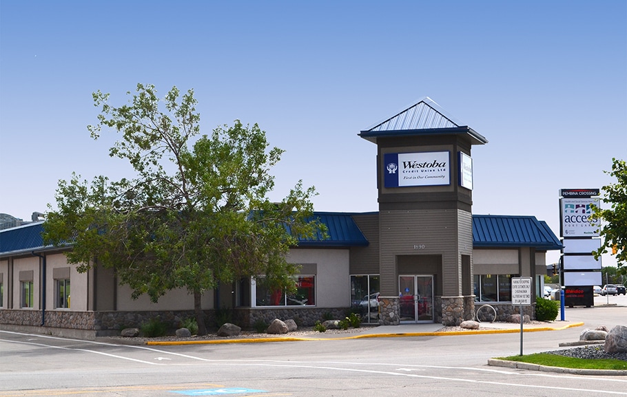 More Photos Of 1910 Pembina Hwy S, Winnipeg Freestanding For Lease