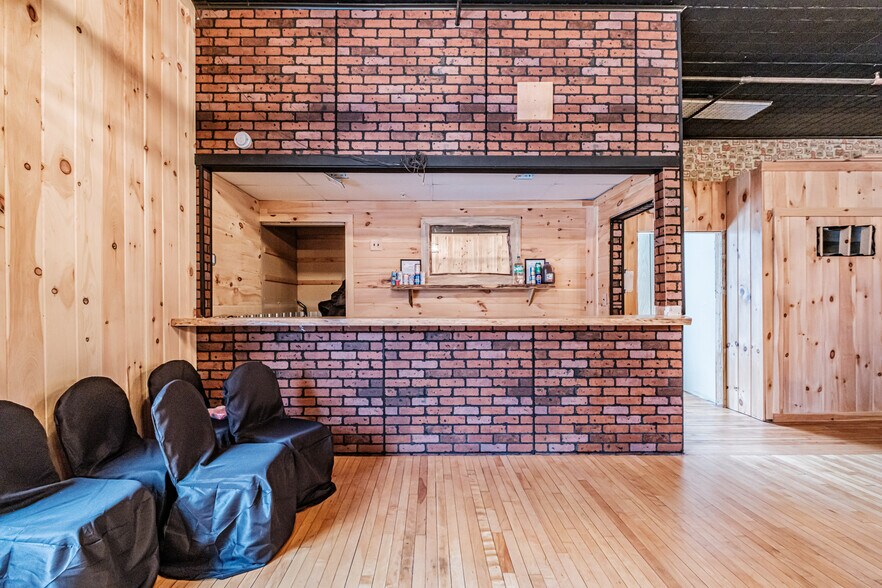 More Photos Of 184 Route 108, Rumford Freestanding For Sale