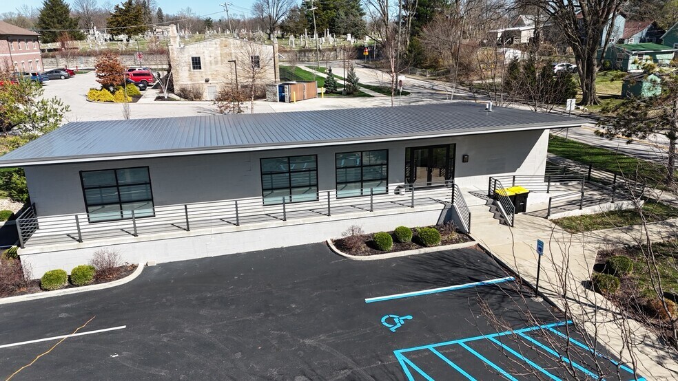 Primary Photo Of 340 S Walker St, Bloomington Office For Lease