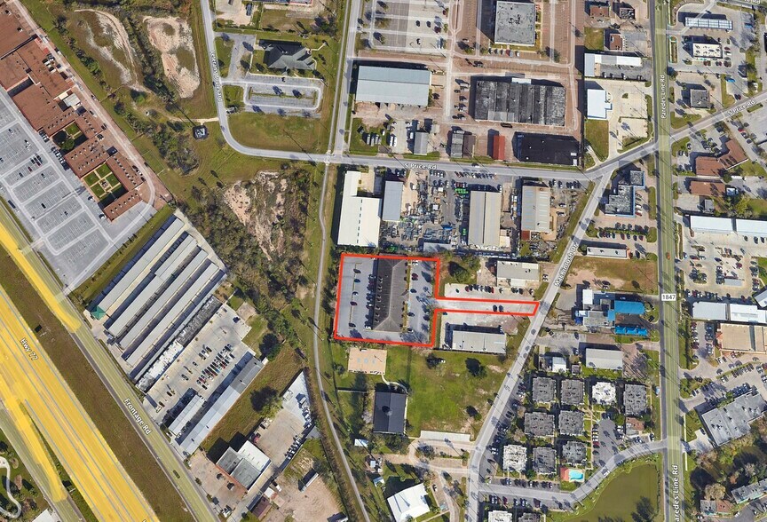 More Photos Of 1060 MacKintosh Dr, Brownsville Office For Sale