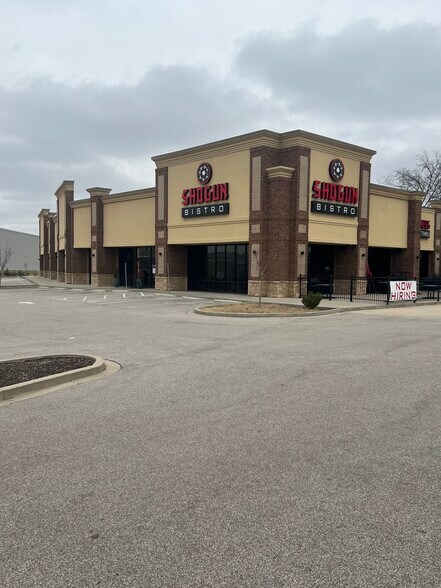 More Photos Of 2127 E Parrish Ave, Owensboro Restaurant For Lease