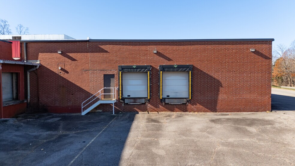 More Photos Of 2146 Highland Ave NE, Hickory Warehouse For Sale