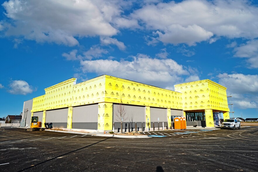 More Photos Of 1350 E Deer Flat Rd, Kuna General Retail For Sale