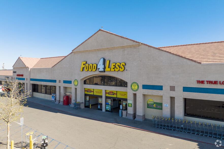 Primary Photo Of 20801 Bear Valley Rd, Apple Valley Supermarket For Lease