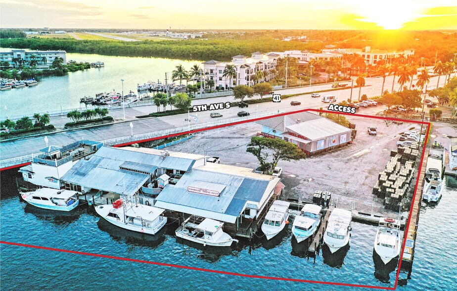 More Photos Of 1302 5th Ave S, Naples Restaurant For Sale