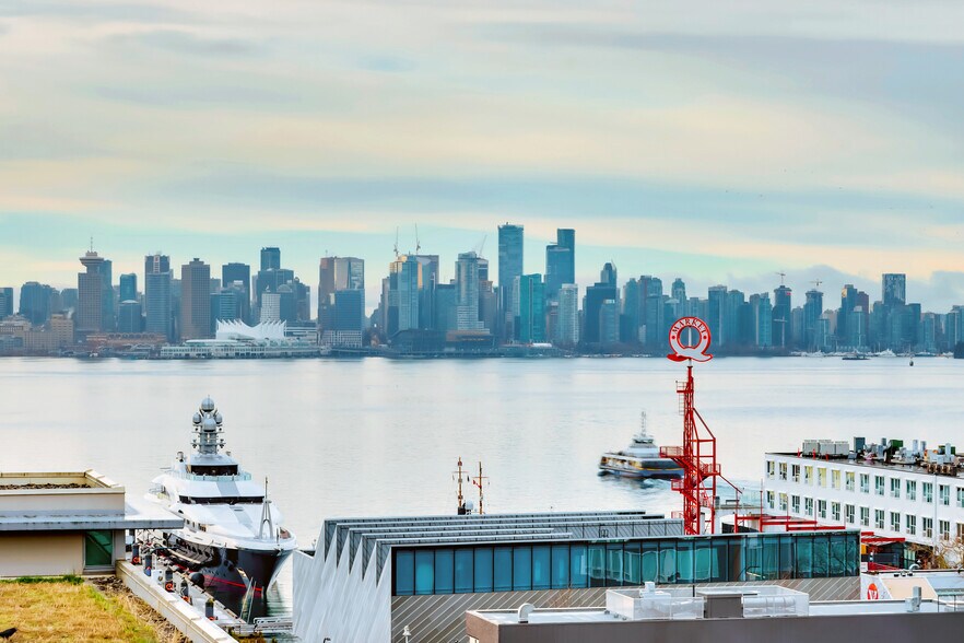 More Photos Of 88 Lonsdale Ave, North Vancouver Office For Lease