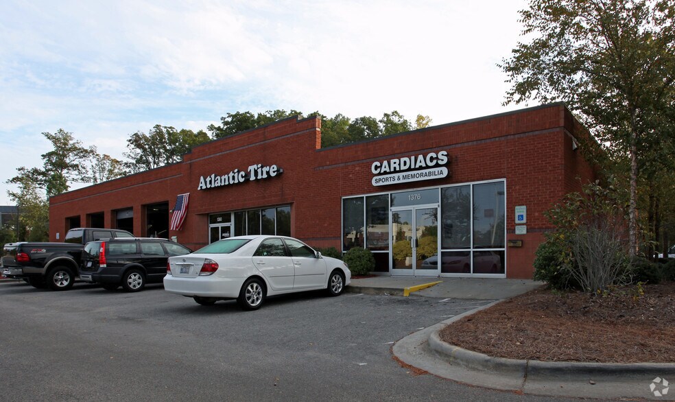 More Photos Of 1376-1380 NW Maynard Rd, Cary Auto Repair For Sale
