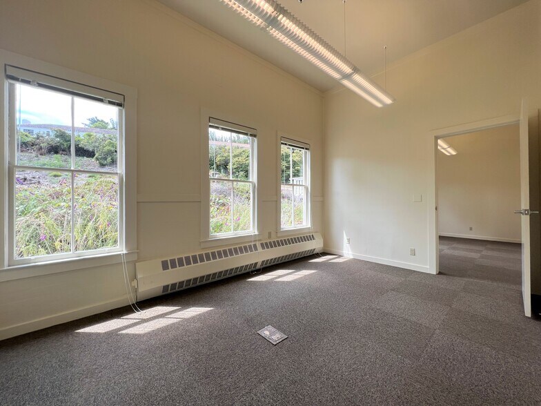 More Photos Of 572 Ruger St, San Francisco Office For Lease