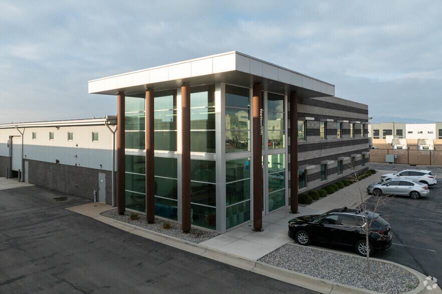 More Photos Of 330 E 1750 N, Vineyard Office For Lease