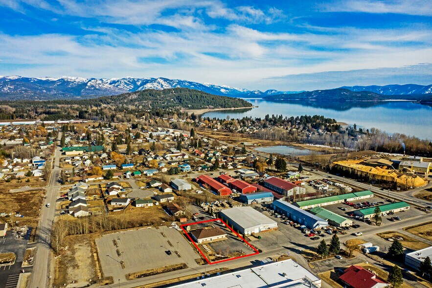 More Photos Of 137 McGhee Rd, Kootenai Storefront Retail Office For Sale