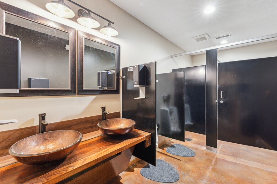 More Photos Of 14223 Route 111, Chesterfield Winery Vineyard For Sale