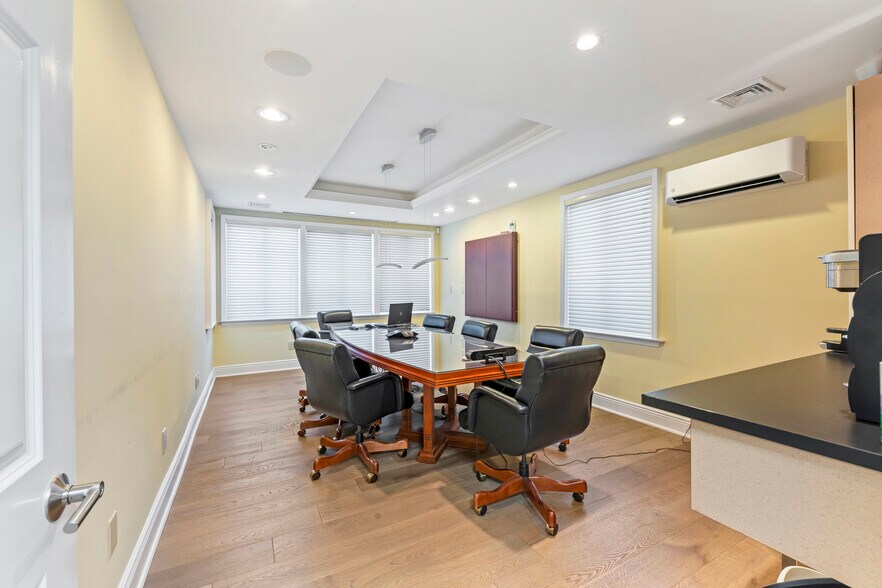 More Photos Of 330 New Brunswick Ave, Fords Office For Sale