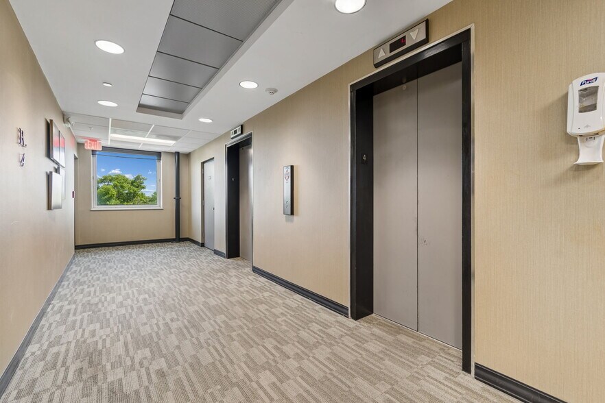 More Photos Of 4700-4708 N Habana Ave, Tampa Medical For Lease