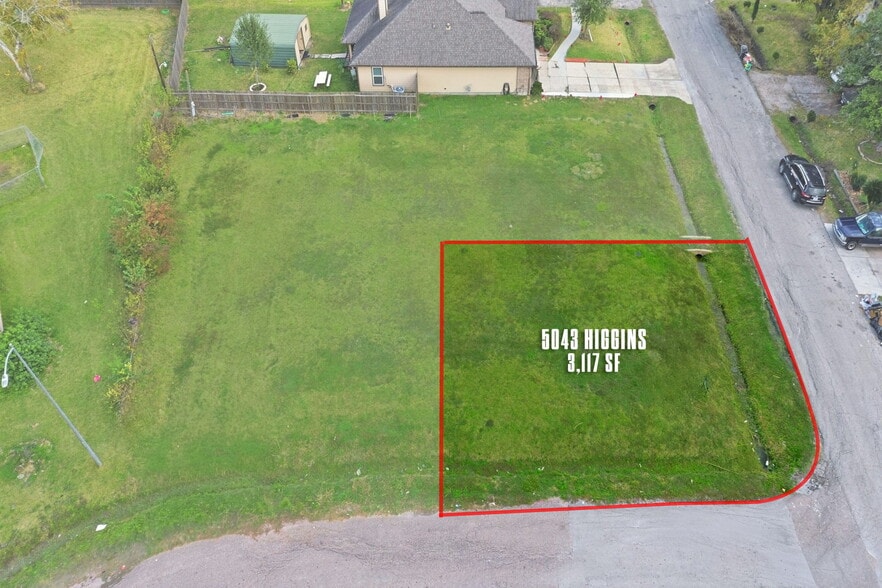 More Photos Of 5043 5045 Higgins and 5035 5037 Paula Street st, Houston Land For Sale