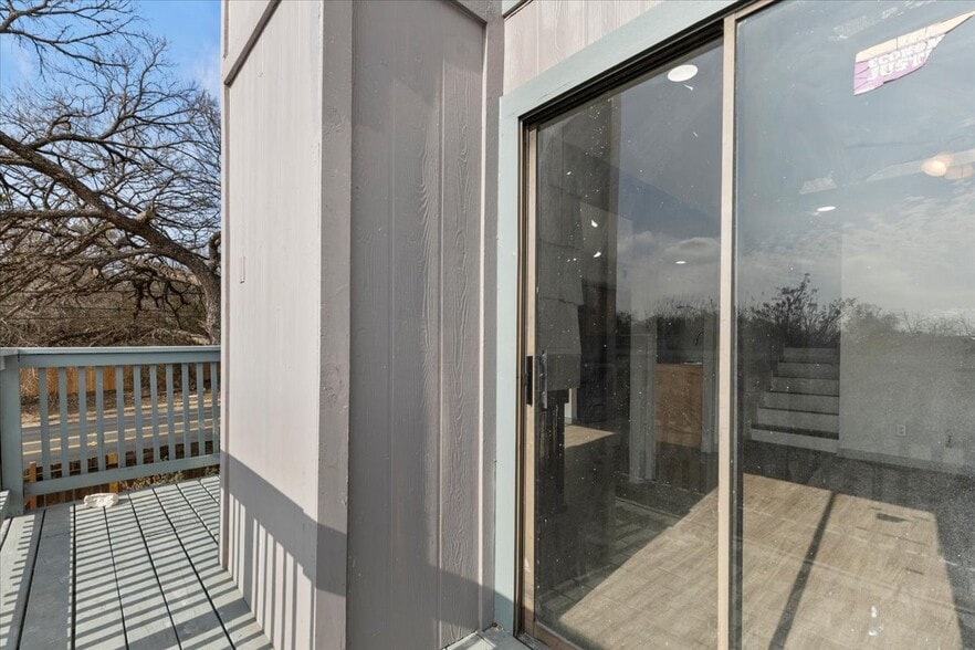 More Photos Of 5220 Tahoe Trl, Austin Apartments For Sale