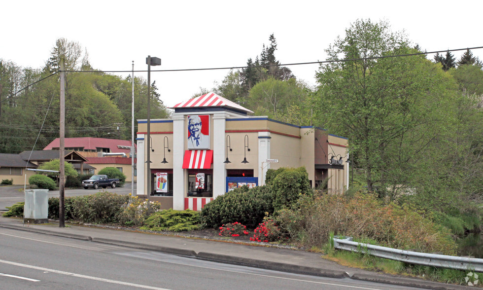 Primary Photo Of 1310 Bay St, Port Orchard Fast Food For Lease