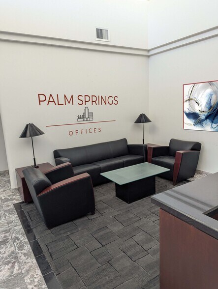 More Photos Of 1800 E Tahquitz Canyon Way, Palm Springs Office For Lease