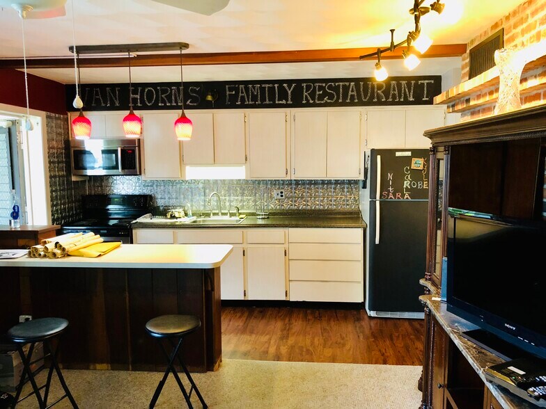More Photos Of 815 2nd Ave NW, Largo Apartments For Sale