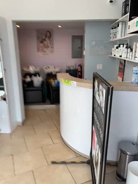 Primary Photo Of 45-19 34th ave, Long Island City Storefront For Lease