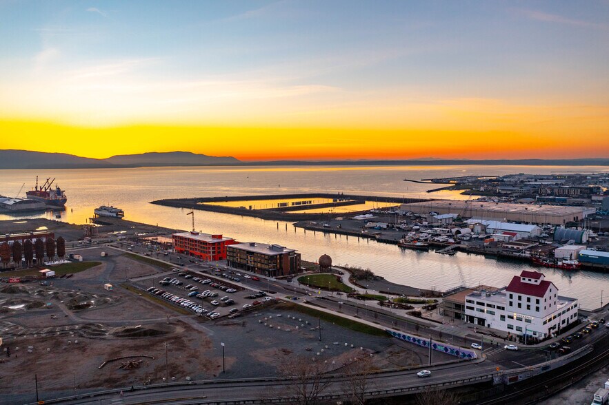 More Photos Of 1025 Granary Ave, Bellingham Apartments For Sale