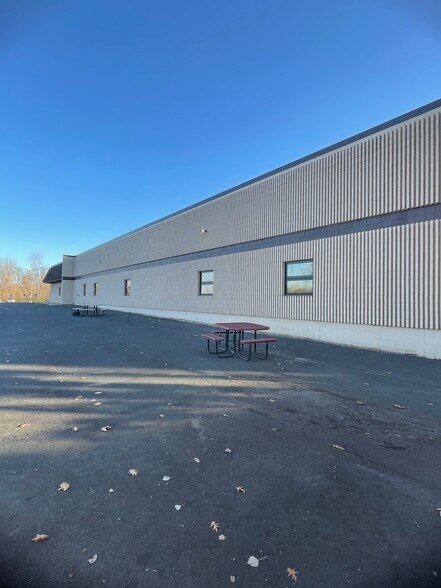 More Photos Of 4540 Tower St SE, Prior Lake Office For Sale