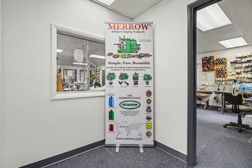 More Photos Of 600 Northland Blvd, Forest Park Warehouse For Sale